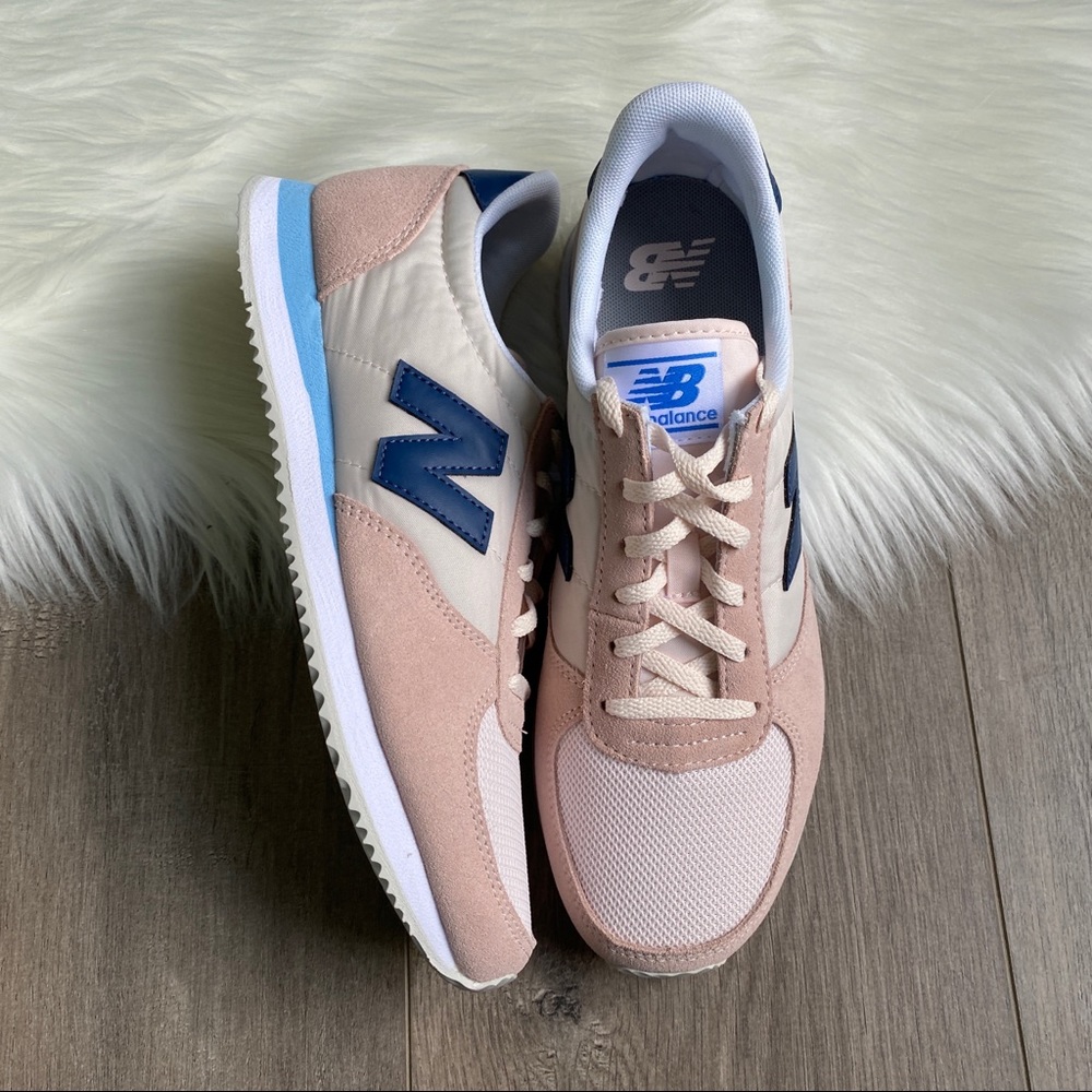 NWT New Balance 220 Women’s Shoes - Picture 7 of 11